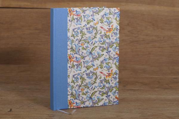 Writing and drawing book blue Papeterie Schreibweise